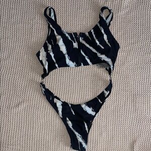 Stylish Black and White One-Piece Swimsuit